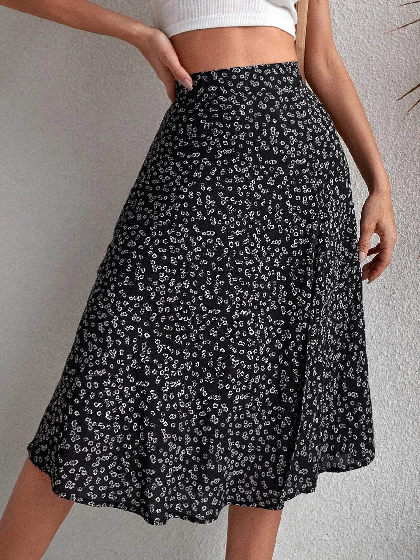 Buy Center Women's Floral A-Line Skirt - Versatile Zipper Design - Buy Center UK