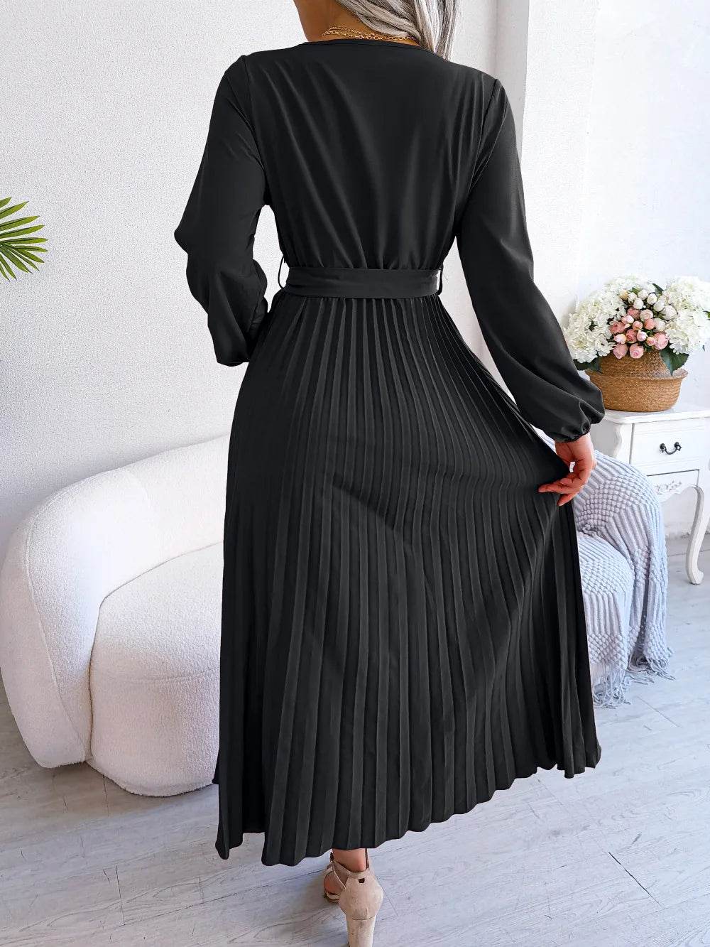 Buy Center Women’s Elegant V Neck Maxi Dress - Long Sleeve & Pleated - Buy Center UK