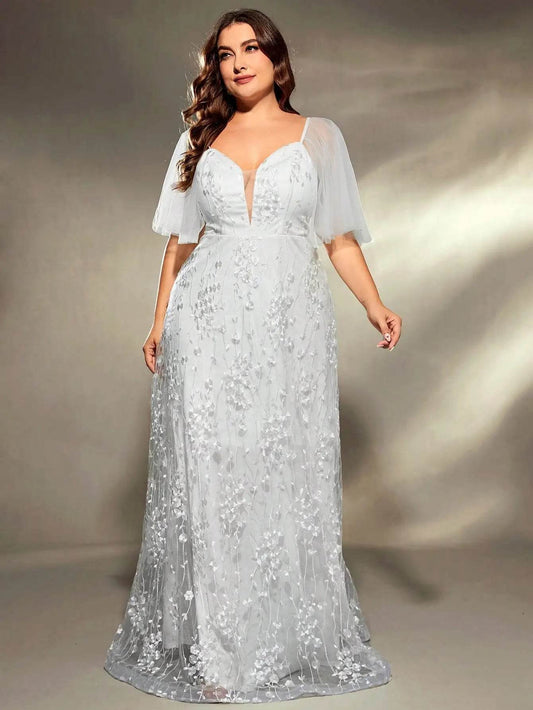 Mgiacy Plus Size V-Neck Wedding Gown - Embroidered Lace Detail - Buy Center UK
