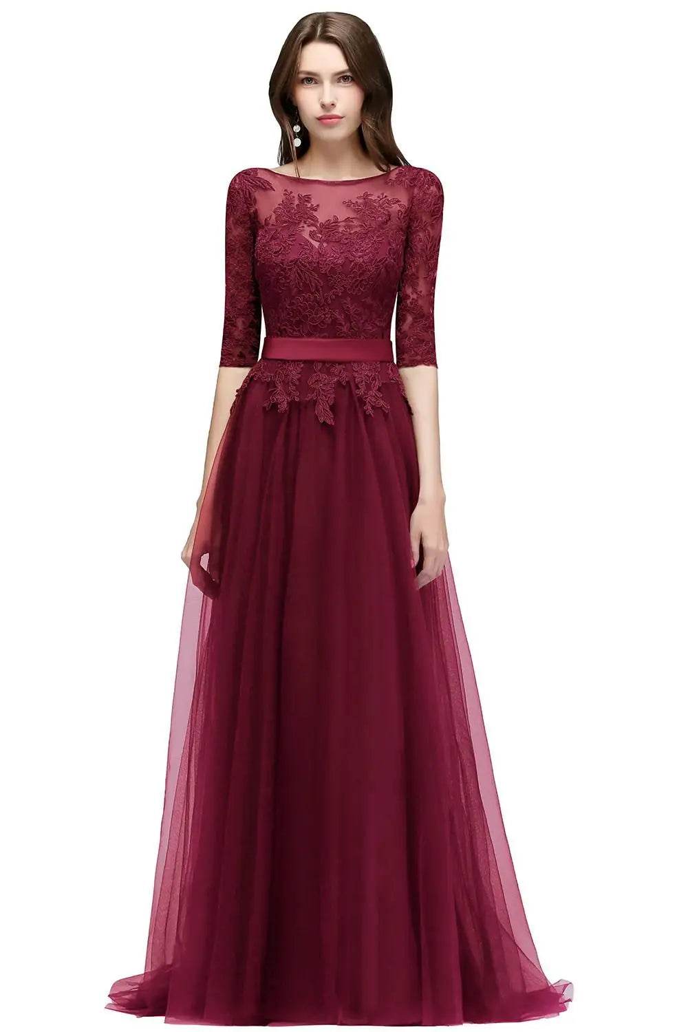 Elegant Scoop Neckline Tulle Dress - Lace Appliqué & High Split - Buy Center UK