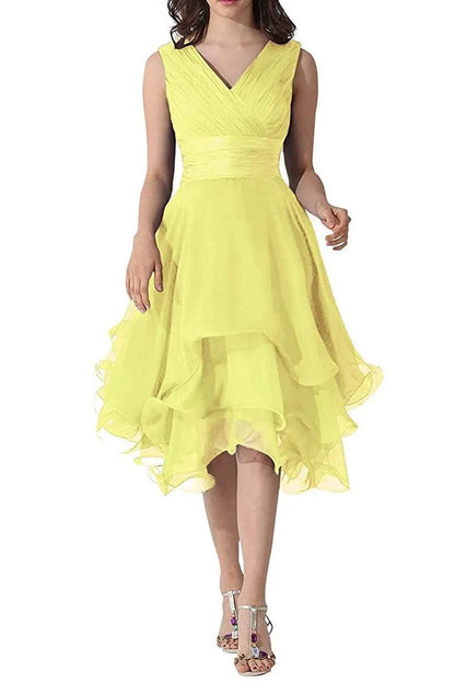 Elegant Tulle A-Line V-Neck Bridesmaid Dress - Knee Length, Pleated - Buy Center UK