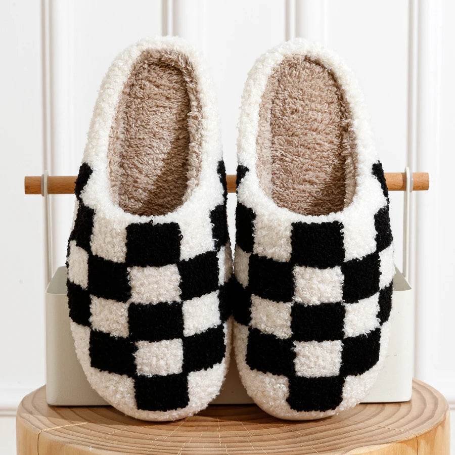 Buy Center Women's Fluffy Checker Slippers - Cozy Indoor House Shoes - Buy Center UK