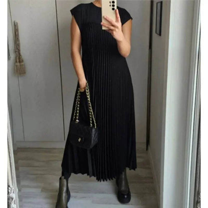 Buy Center Women's Sleeveless Maxi Dress - Loose, Pleated & Chic - Buy Center UK