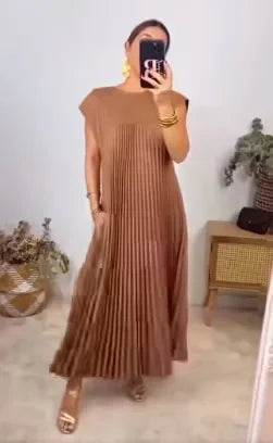 Buy Center Women's Sleeveless Maxi Dress - Loose, Pleated & Chic - Buy Center UK
