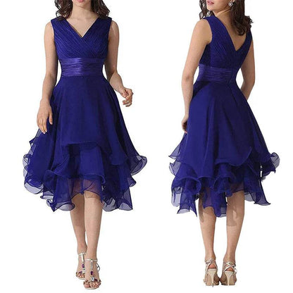 Elegant Tulle A-Line V-Neck Bridesmaid Dress - Knee Length, Pleated - Buy Center UK