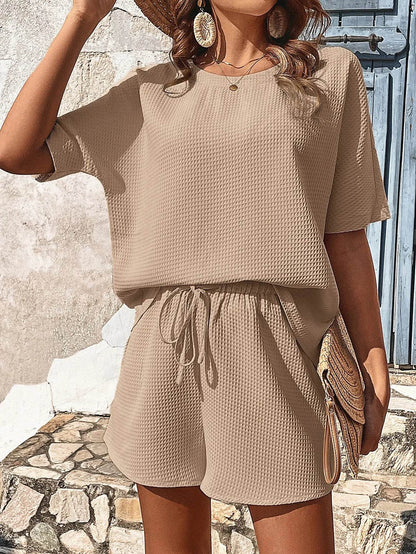 2024 Women's Short-Sleeved Suit - Stylish Two-Piece Set for Summer - Buy Center UK
