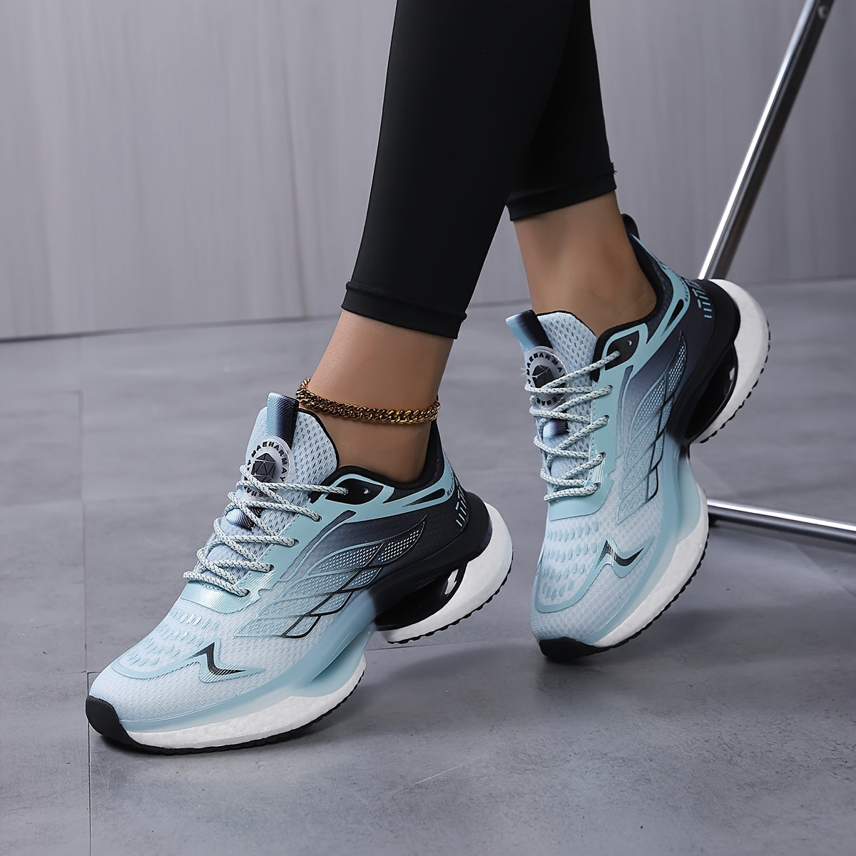 Ladies Fashion Casual Sports Shoes Lace Up Lightweight Running Shoes 3645 Plus Size Breathable and Comfortable Female Shoes