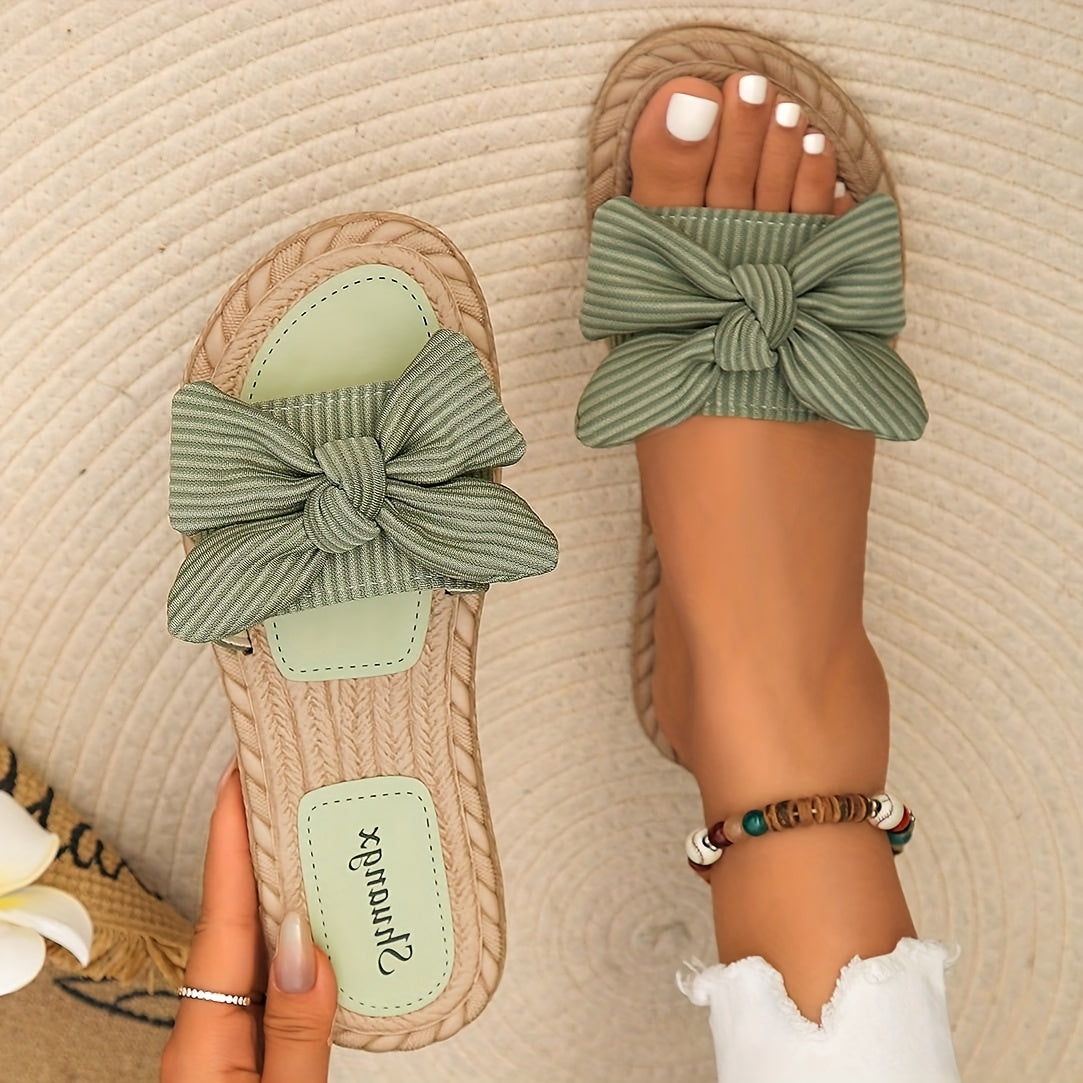 Stylish Statement Womens Flat Slippers Perfect for Summer Outings and Parties