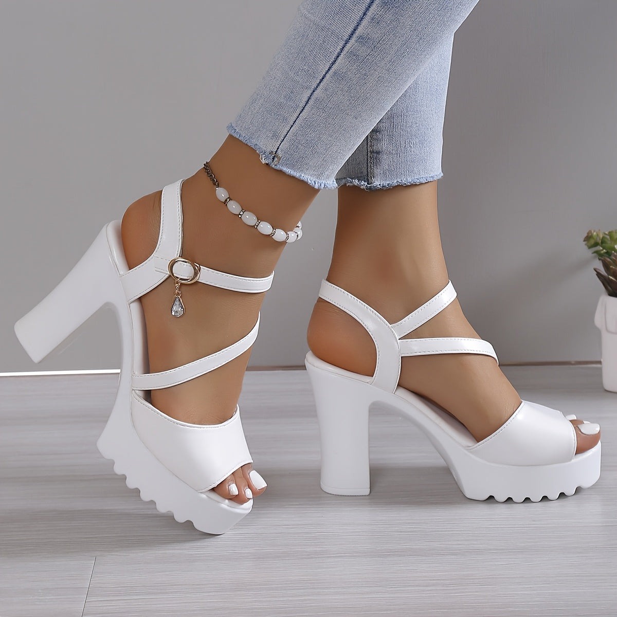WomenS Summer Fashion Chunky Heel Sandals  White Open Toe with Buckle Strap Comfortable PU Sole Stylish High Heel Sandals for Casual Wear Chunky Heel Sandals